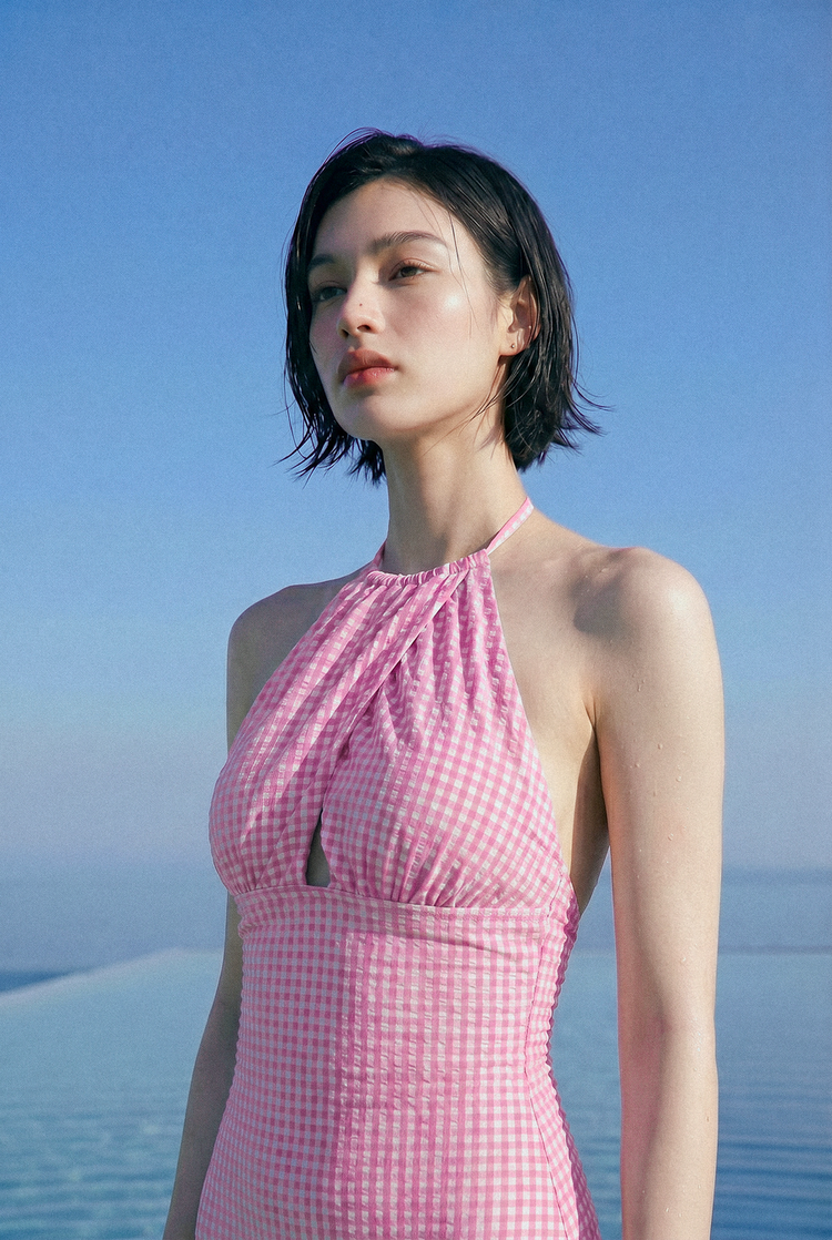 Are One-Piece Swimsuits Really Worth Buying? After One Summer, I Finally Get It