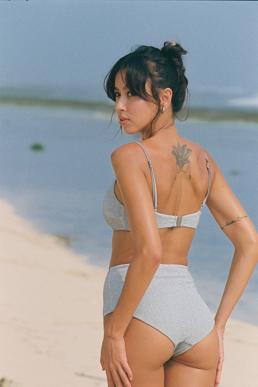 粼粼 | 經典細肩帶泳裝上衣 2025- 星砂白