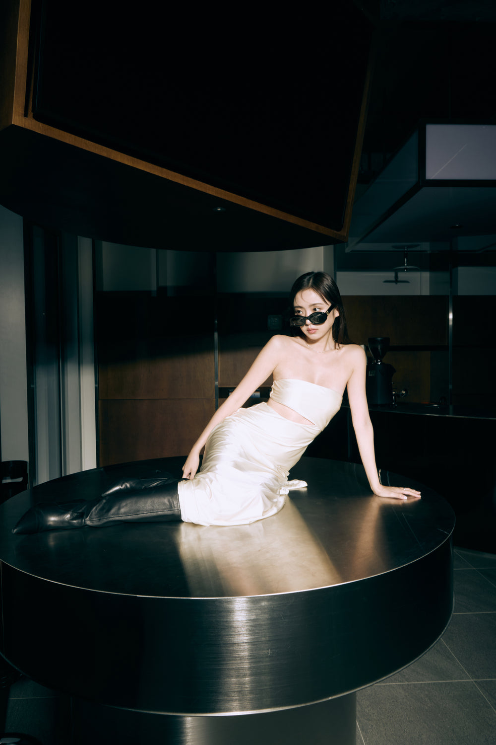 Second Skin | Satiny - Strapless Cut-off Maxi Dress - Pearl White