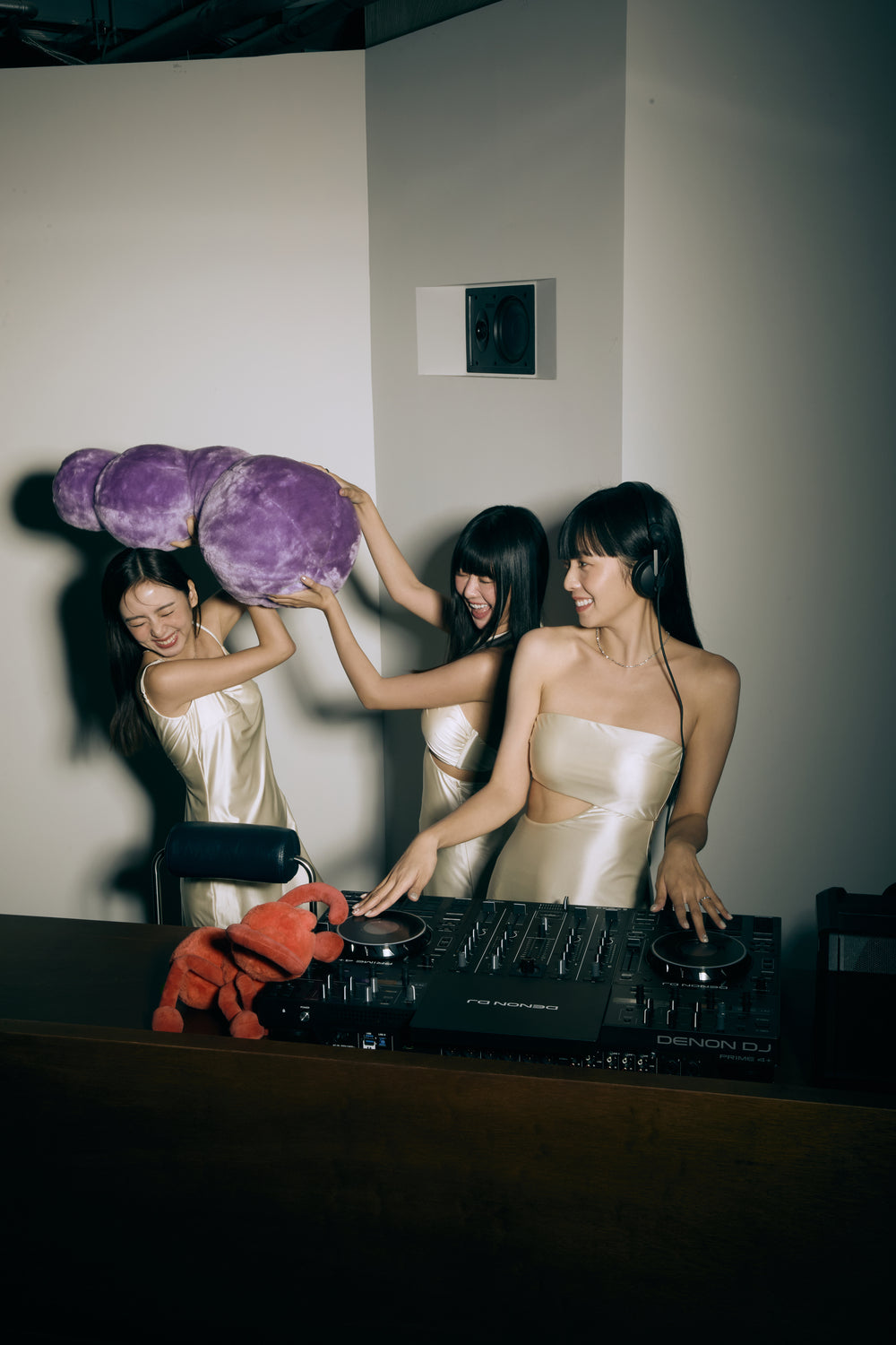 Second Skin | Satiny - Strapless Cut-off Maxi Dress - Pearl White