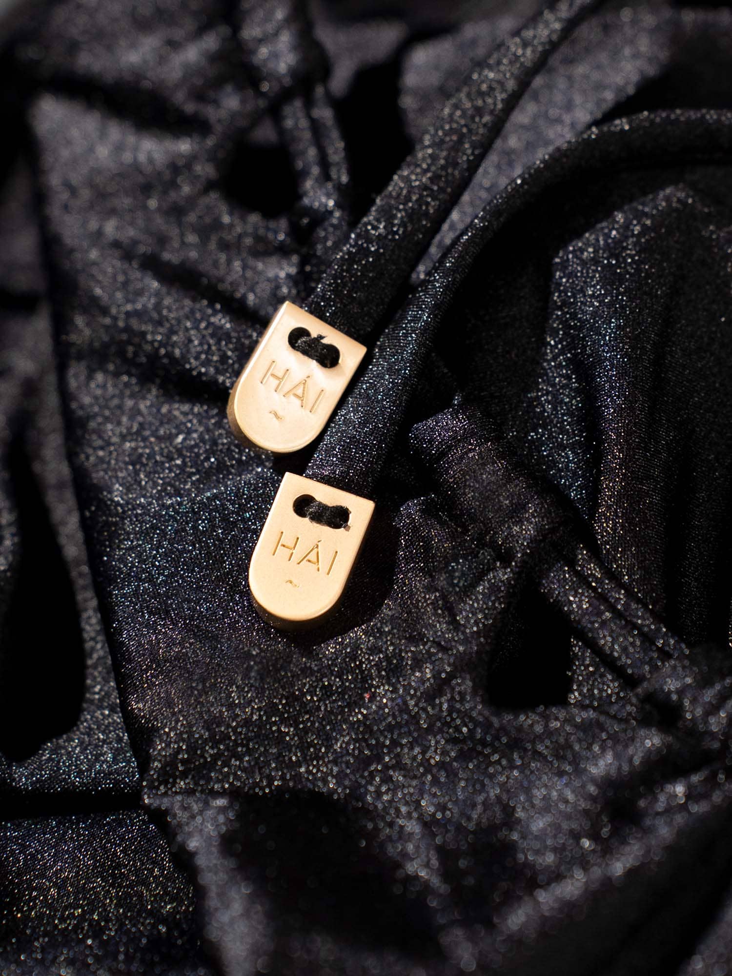 Second Skin | Shimmer ~ Hollywood Plunge & Lift 2023 - Onyx Black