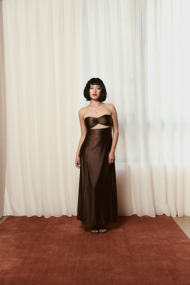 Second Skin|Satiny - Sweetheart Ruched Maxi Dress - Maya Cocoa