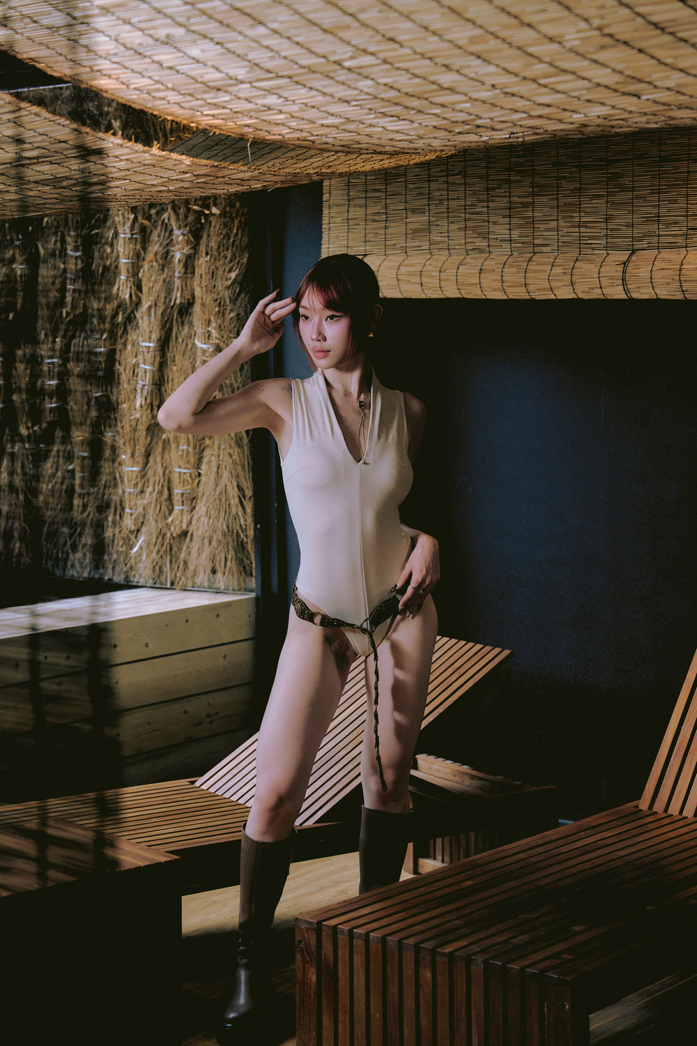 泉肌 | 小立領深V連身泳裝 - 暖泉米