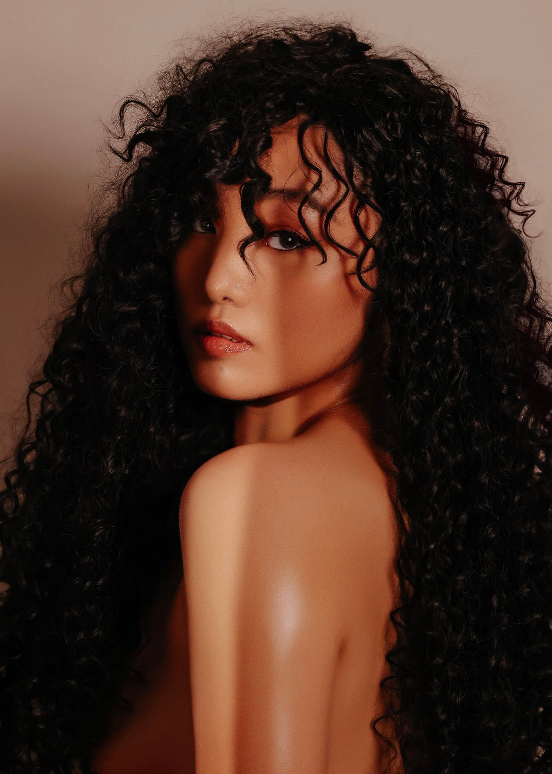 HÁI Career Women - Shuang, A Singer!