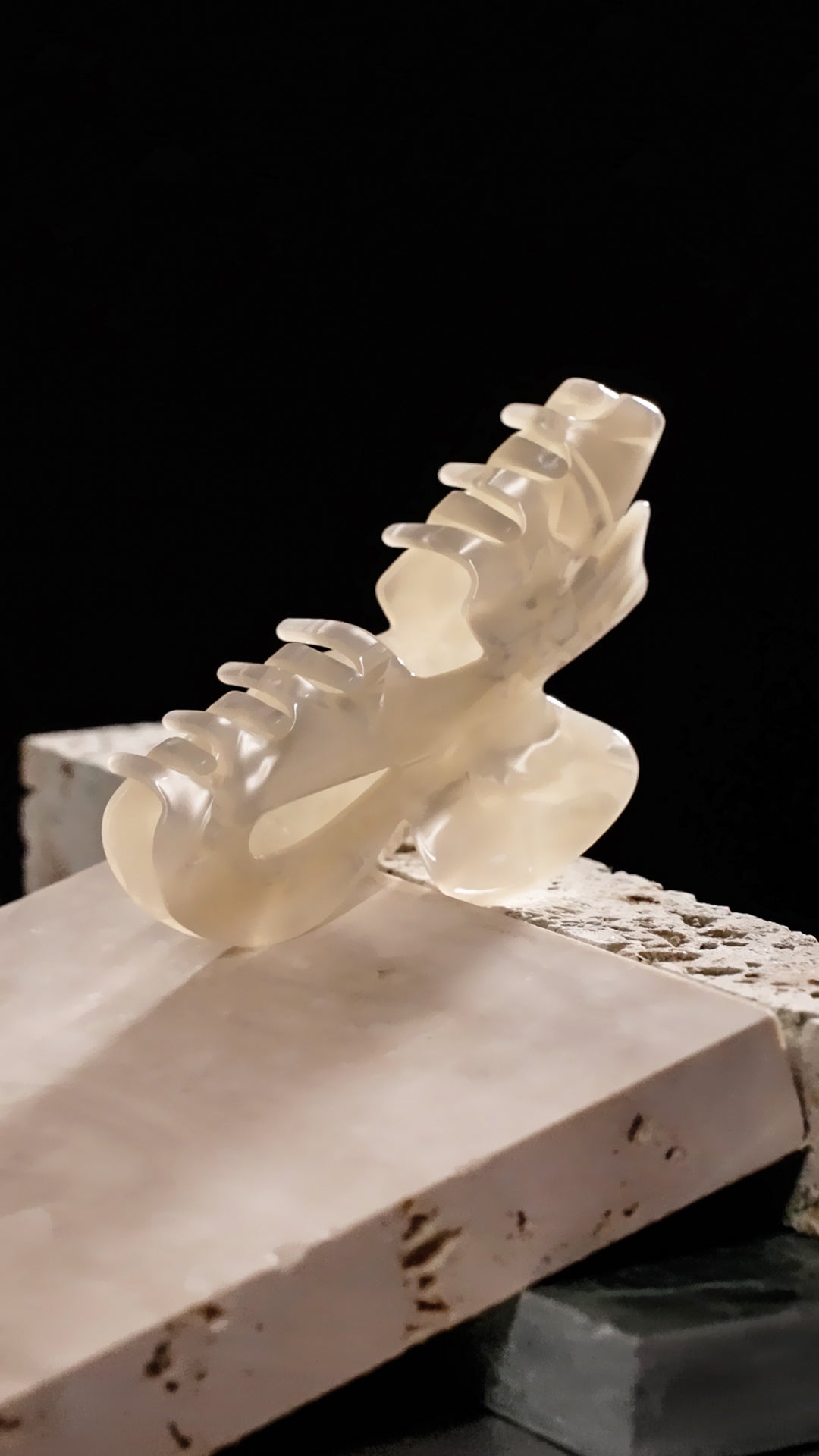 Halo by HAI | 絲帶輪廓髮束夾 - 象牙奶油