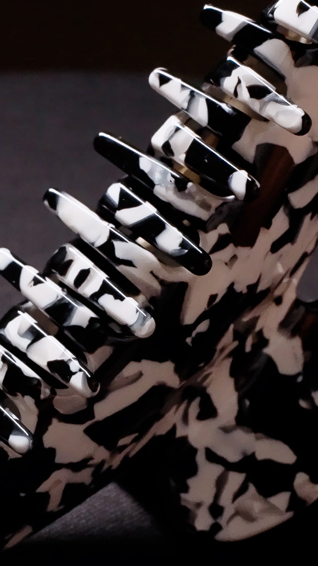 Halo by HAI | 極簡弧面髮束夾