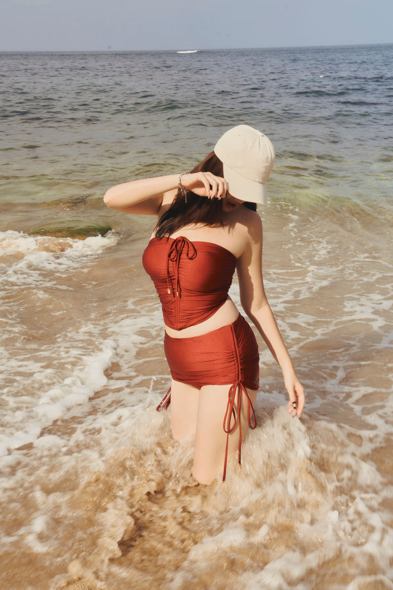 (Pre-Order7/25) Stacey x HAI | Monte Carlo Ruched Bandeau Top - Garnet Red