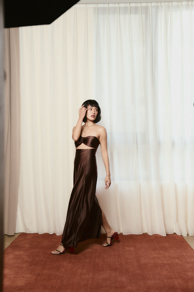 Second Skin|Satiny - Sweetheart Ruched Maxi Dress - Maya Cocoa